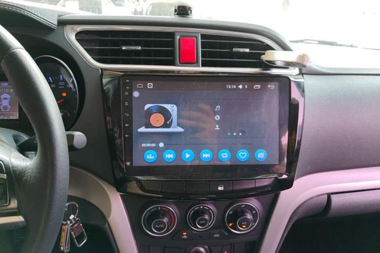 Used Great Wall Wingle 6 2014 2.0T Two-Wheel Drive Elite Version 4D20B Audio And AC Panel