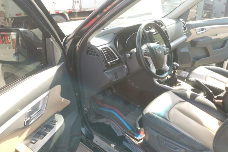 Used Great Wall Wingle 6 2014 2.0T Two-Wheel Drive Elite Version 4D20B Driver Seat