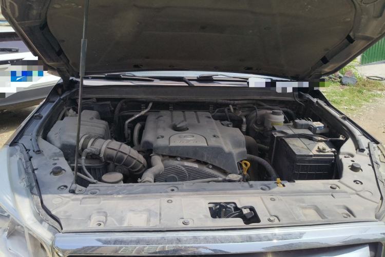Used Great Wall Wingle 6 2014 2.0T Two-Wheel Drive Elite Version 4D20B Engine Bay