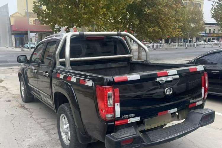 Used Great Wall Wingle 6 2014 2.0T Two-Wheel Drive Navigation Version 4D20B Exterior 3