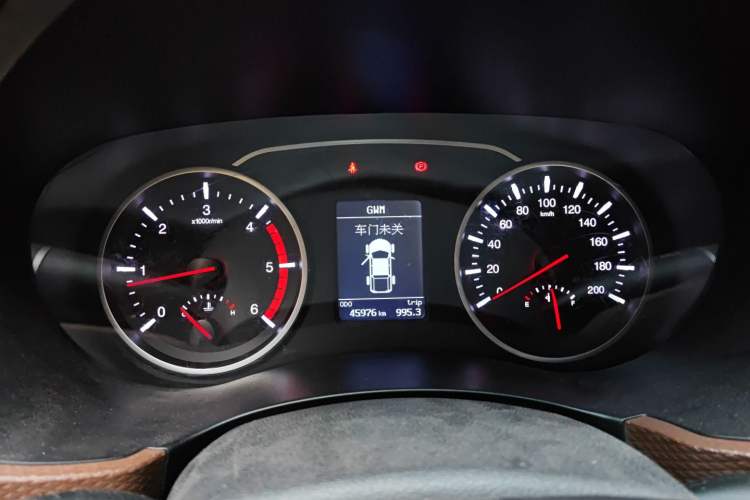 Used Great Wall Wingle 6 2014 2.0T Two-Wheel Drive Navigation Version 4D20B Instrument Cluster