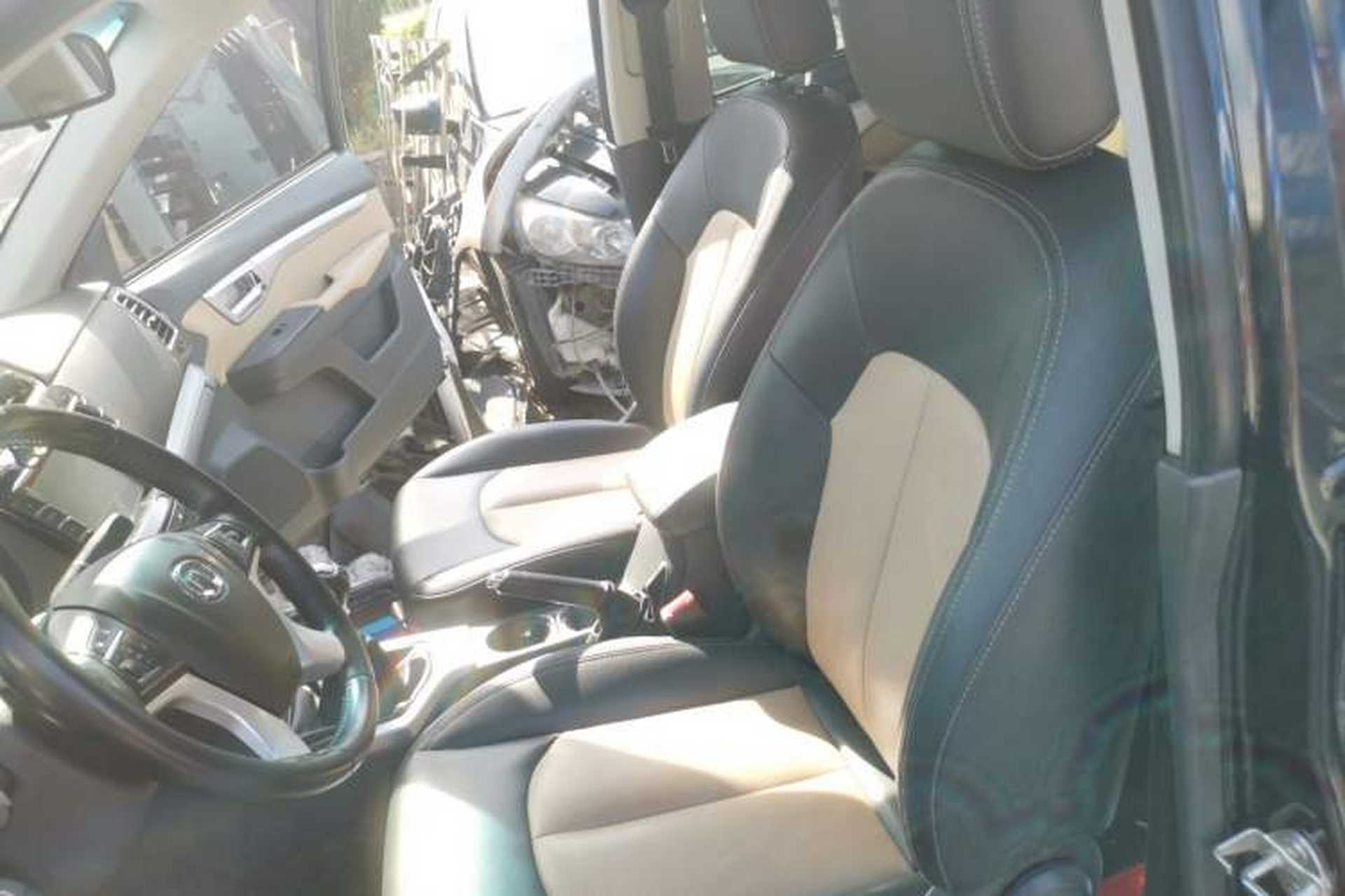 Used Great Wall Wingle 6 2014 2.0T Two-Wheel Drive Elite Version 4D20B Left Front Seat