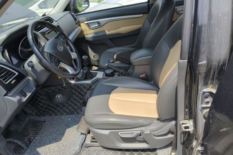 Used Great Wall Wingle 6 2014 2.0T Two-Wheel Drive Elite Version 4D20B Left Front Seat