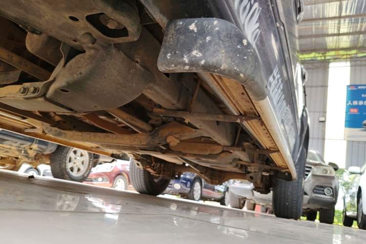 Used Great Wall Wingle 6 2014 2.0T Two-Wheel Drive Elite Version 4D20B Left Side Sill