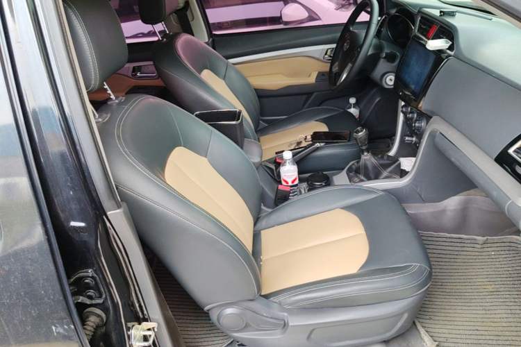 Used Great Wall Wingle 6 2014 2.0T Two-Wheel Drive Elite Version 4D20B Right Front Seat