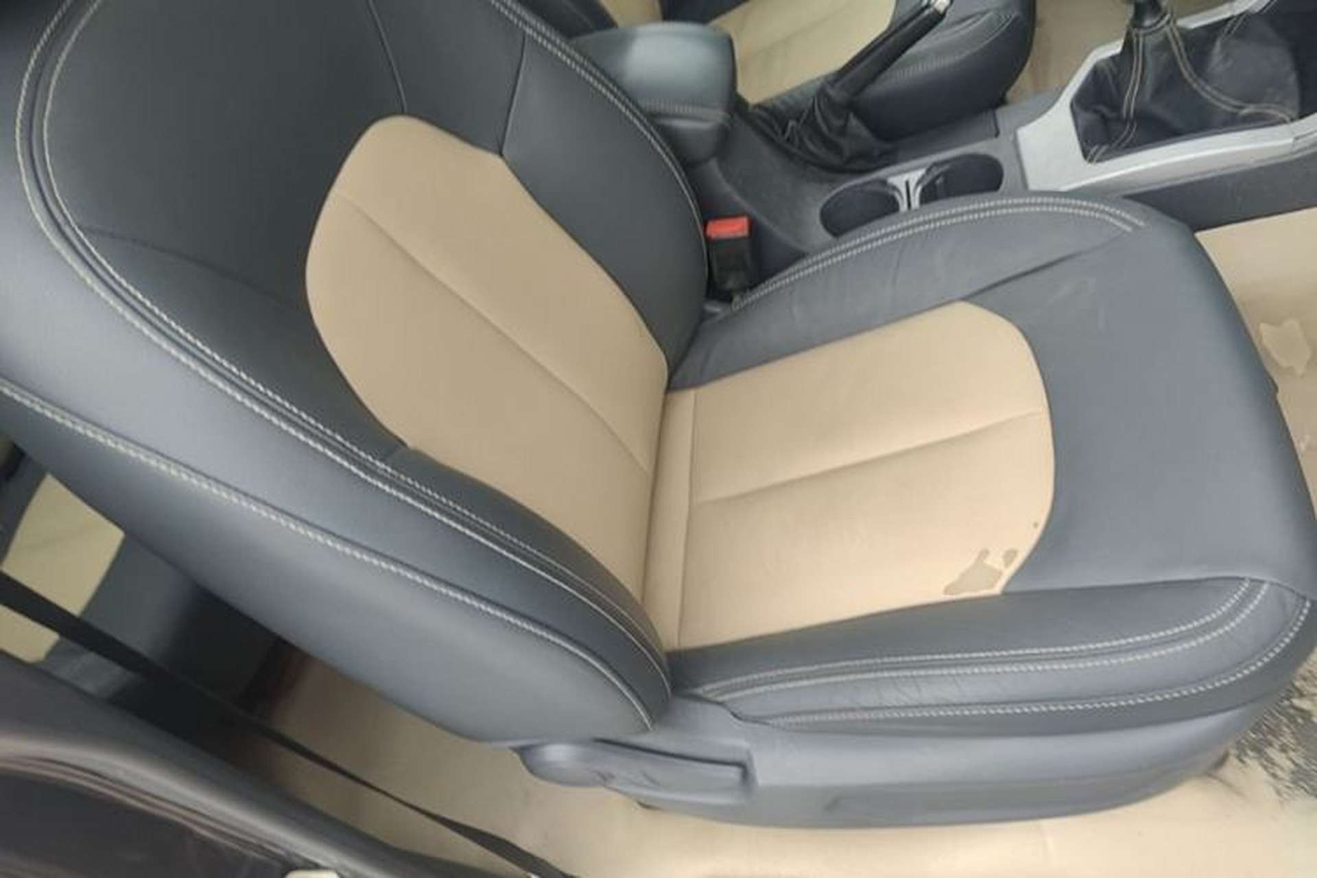 Used Great Wall Wingle 6 2014 2.0T Two-Wheel Drive Navigation Version 4D20B Right Front Seat