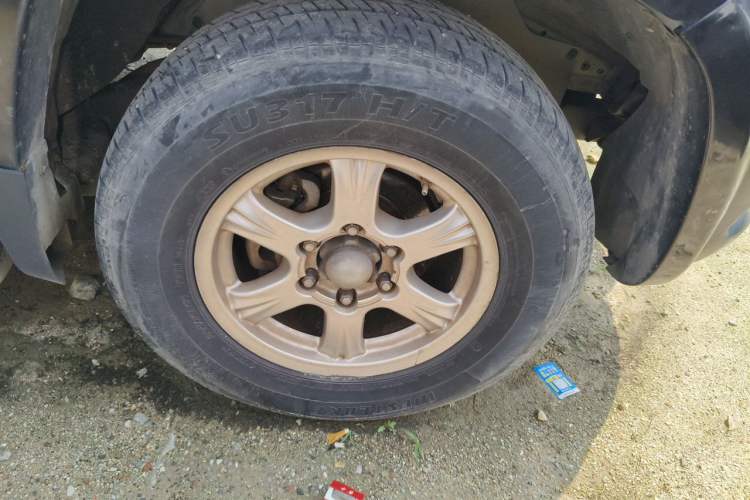 Used Great Wall Wingle 6 2014 2.0T Two-Wheel Drive Elite Version 4D20B Right Front Wheel Hub