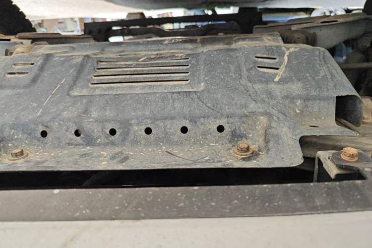 Used Great Wall Wingle 6 2014 2.4L Two-Wheel Drive Elite Version 4G69 Chassis Front