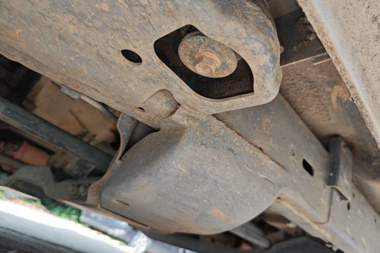 Used Great Wall Wingle 6 2014 2.4L Two-Wheel Drive Elite Version 4G69 Chassis Front Left