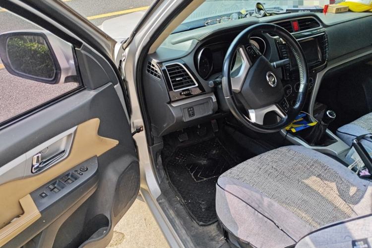 Used Great Wall Wingle 6 2014 2.4L Two-Wheel Drive Elite Version 4G69 Driver Seat