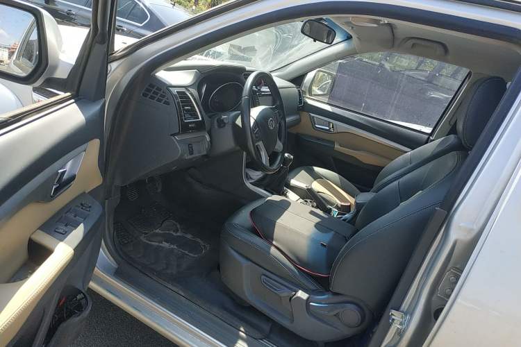Used Great Wall Wingle 6 2014 2.4L 4x4 Elite Version 4G69 Driver Seat