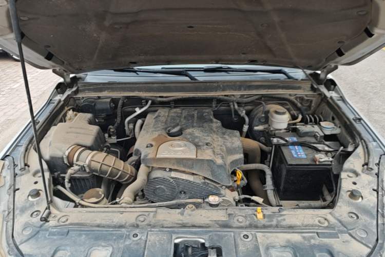 Used Great Wall Wingle 6 2014 2.0T Four-Wheel Drive Navigation Version 4D20B Engine Bay