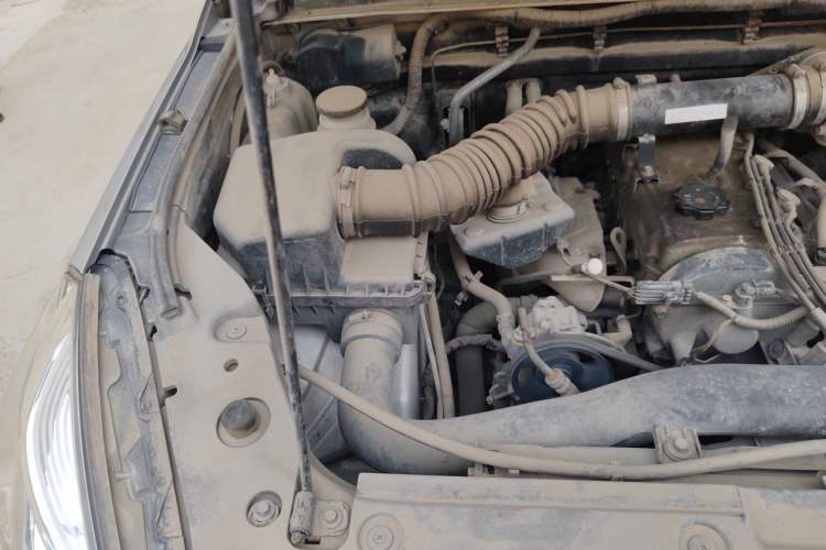 Used Great Wall Wingle 6 2014 2.4L Two-Wheel Drive Elite Version 4G69 Engine Bay Right