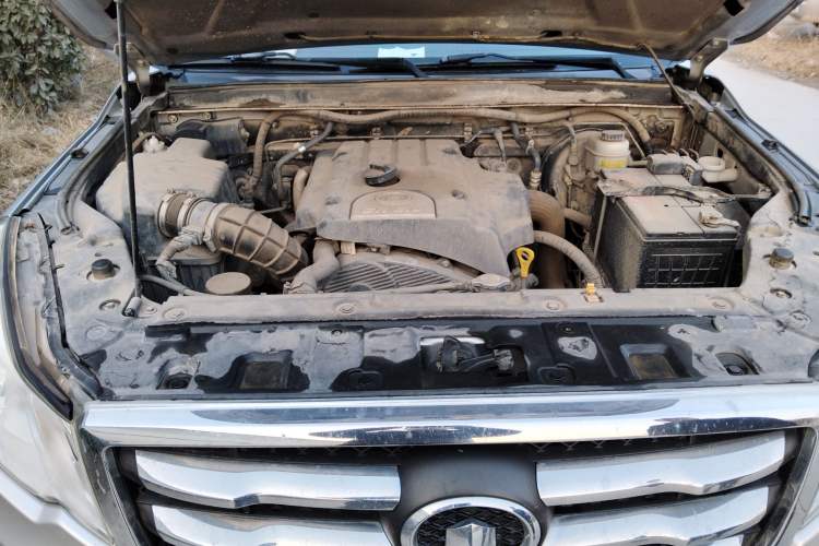 Used Great Wall Wingle 6 2014 2.0T Two-Wheel Drive Elite Version 4D20B Engine Bay