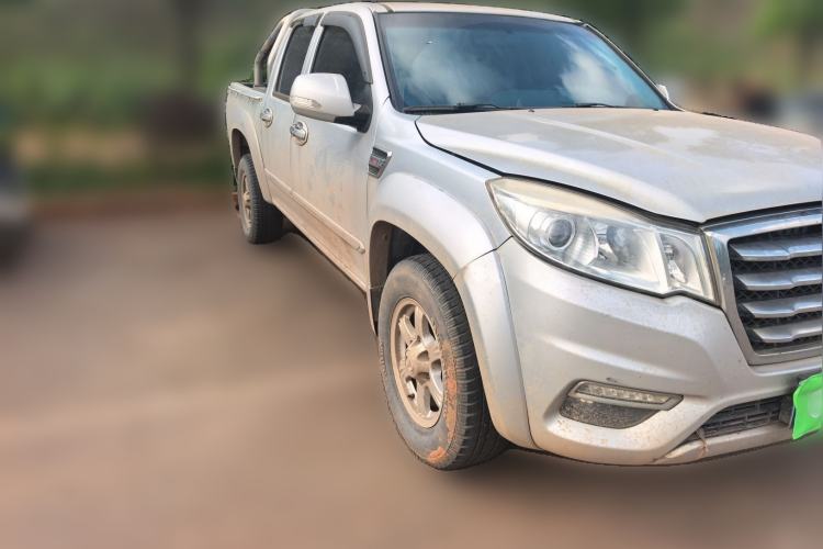 Used Great Wall Wingle 6 2014 2.0T Two-Wheel Drive Elite Version 4D20B Front Right 45 Deg