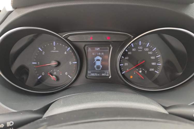 Used Great Wall Wingle 6 2014 2.0T Four-Wheel Drive Navigation Version 4D20B Instrument Cluster