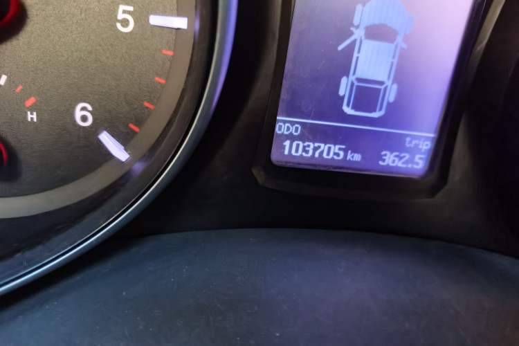 Used Great Wall Wingle 6 2014 2.0T Two-Wheel Drive Elite Version 4D20B Odometer Close Up