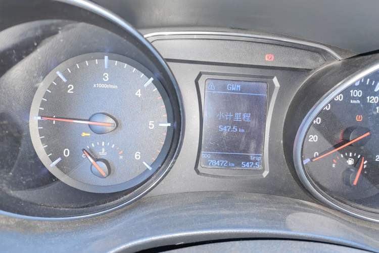 Used Great Wall Wingle 6 2014 2.0T Four-Wheel Drive Elite Version 4D20B Odometer Close Up