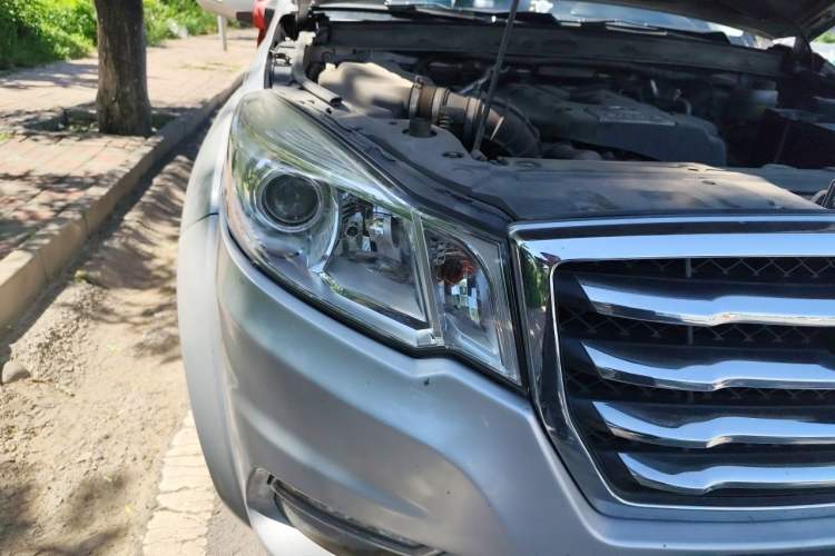 Used Great Wall Wingle 6 2014 2.0T Two-Wheel Drive Elite Version 4D20B Right Front Headlight