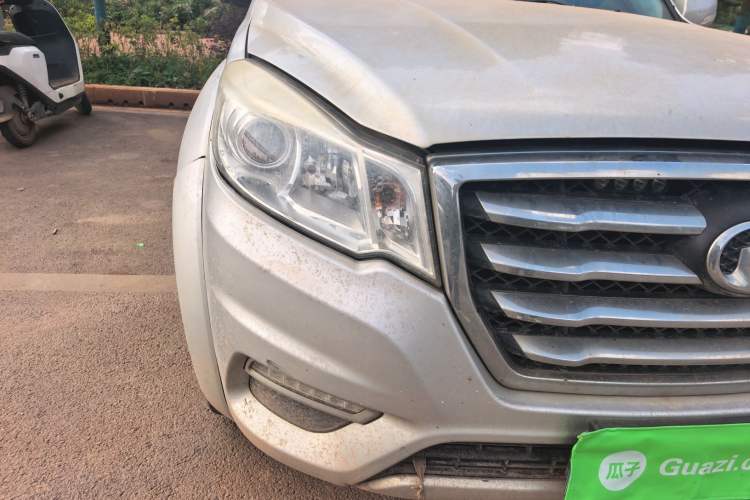 Used Great Wall Wingle 6 2014 2.0T Two-Wheel Drive Elite Version 4D20B Right Front Headlight