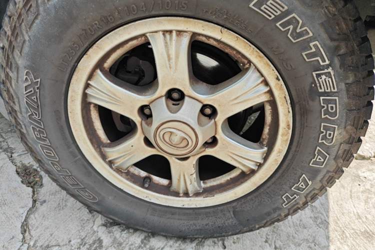 Used Great Wall Wingle 6 2014 2.4L Two-Wheel Drive Elite Version 4G69 Right Front Wheel Hub
