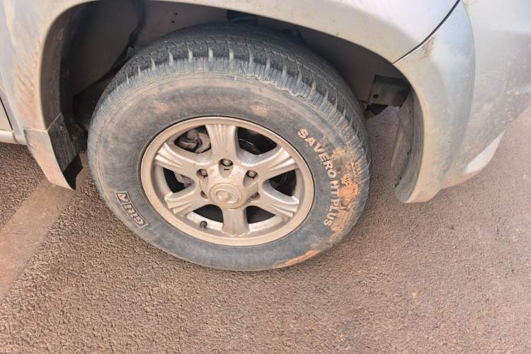 Used Great Wall Wingle 6 2014 2.0T Two-Wheel Drive Elite Version 4D20B Right Front Wheel Hub
