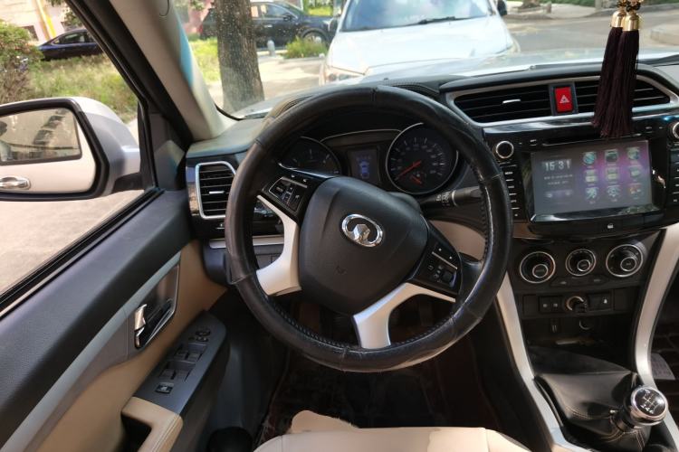 Used Great Wall Wingle 6 2014 2.0T Two-Wheel Drive Elite Version 4D20B Steering Wheel