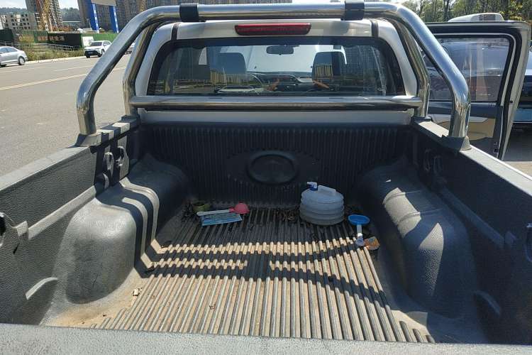 Used Great Wall Wingle 6 2014 2.4L 4x4 Elite Version 4G69 Trunk