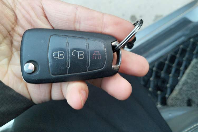 Used Great Wall Wingle 6 2014 2.0T Two-Wheel Drive Elite Version 4D20B Vehicle Key