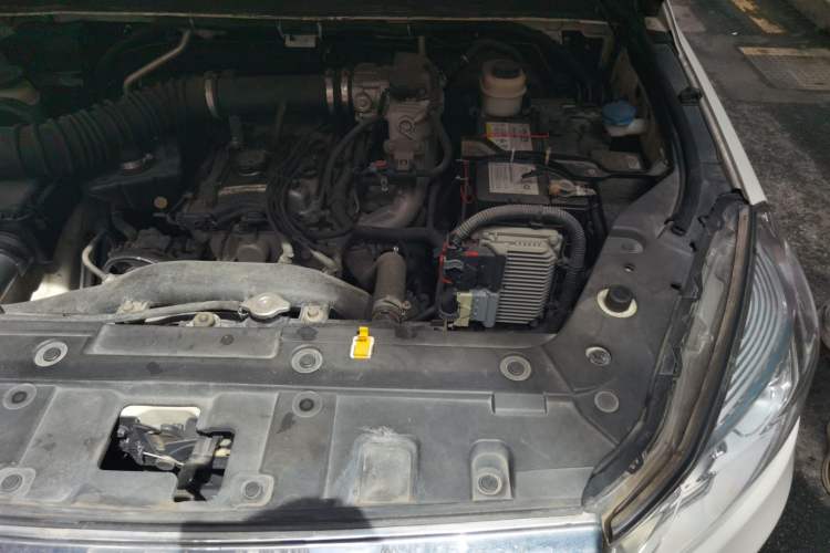 Used Great Wall Wingle 6 2014 2.4L Two-Wheel Drive Elite Version 4G69 Engine Bay Left