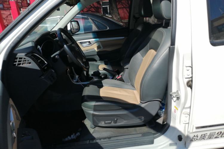 Used Great Wall Wingle 6 2014 2.4L 4x4 Navigation Edition 4G69 Left Front Seat