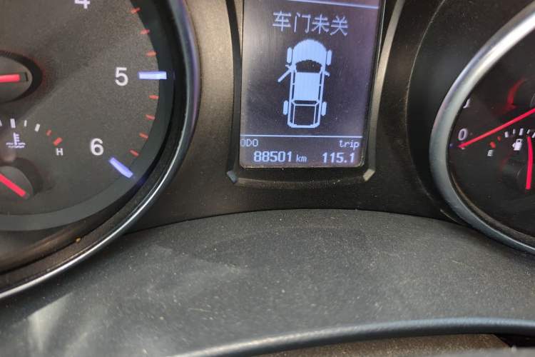 Used Great Wall Wingle 6 2014 2.0T Two-Wheel Drive Elite Version 4D20B Odometer Close Up