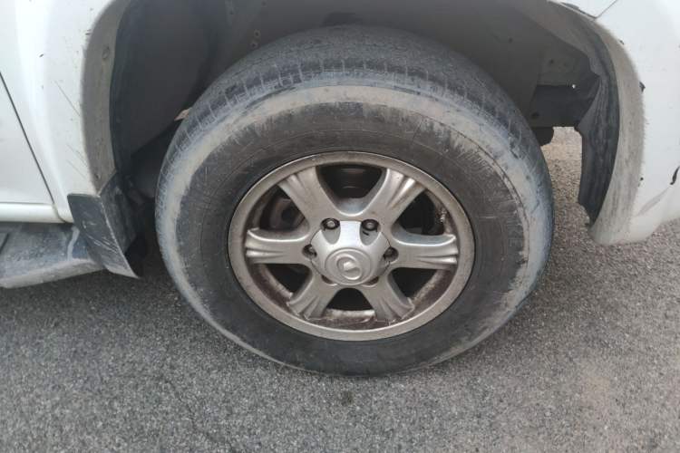 Used Great Wall Wingle 6 2014 2.4L 4x4 Navigation Edition 4G69 Right Front Wheel Hub