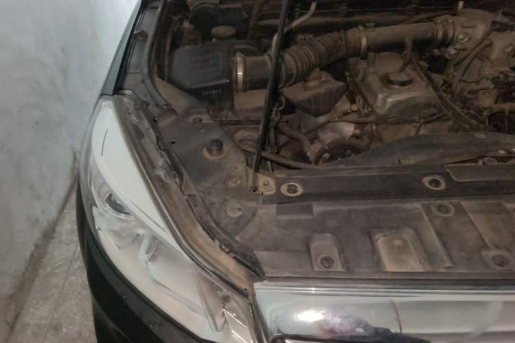 Used Great Wall Wingle 6 2017 2.4L Gasoline Two-Wheel Drive Elite Version 4G69 Engine Bay Right