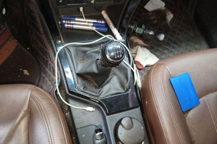 Used Great Wall Wingle 6 2017 2.0T Diesel 4x4 Navigation Version 4D20D Gear Lever