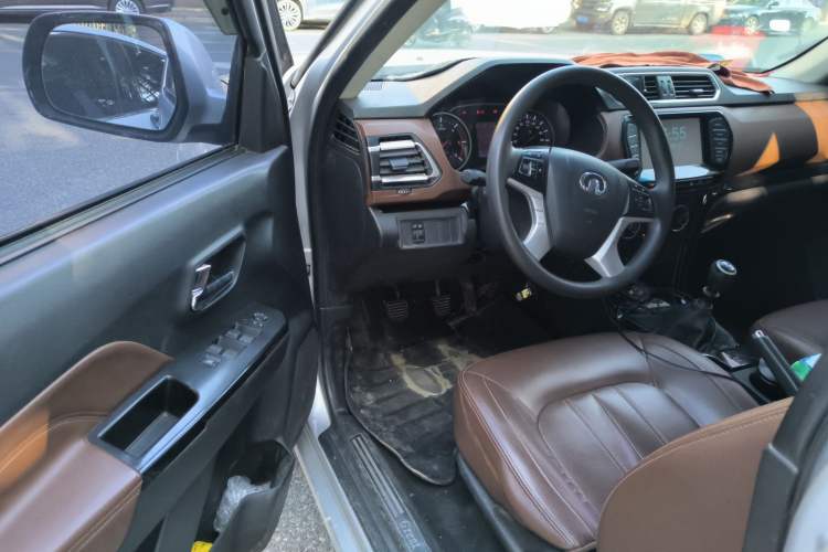 Used Great Wall Wingle 6 2017 2.0T Diesel 4x4 Elite Version 4D20D Driver Seat