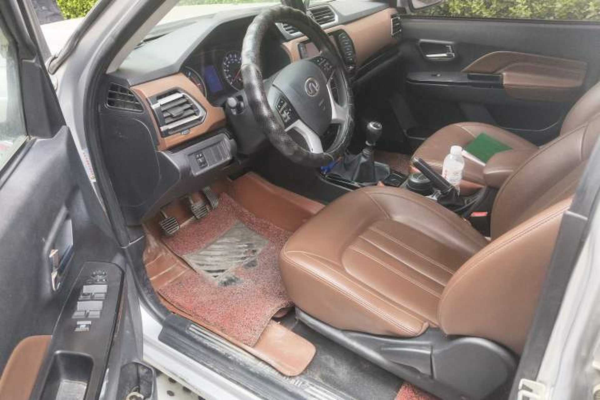 Used Great Wall Wingle 6 2017 2.0T Diesel Two-Wheel Drive Elite Version 4D20B Driver Seat