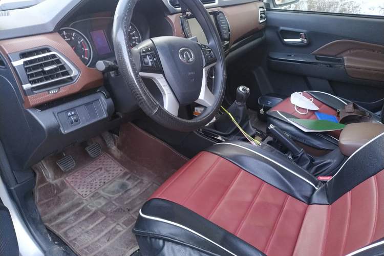 Used Great Wall Wingle 6 2017 2.4L Gasoline 4x4 Elite Version 4G69 Driver Seat