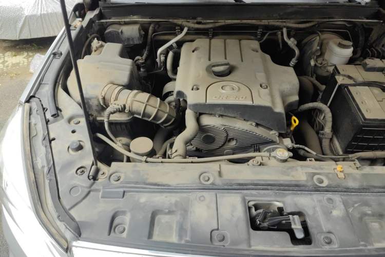 Used Great Wall Wingle 6 2017 2.0T Diesel Two-Wheel Drive Elite Version 4D20B Engine Bay Right