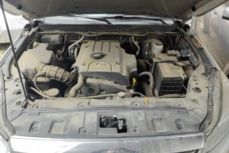 Used Great Wall Wingle 6 2017 2.0T Diesel Two-Wheel Drive Elite Version 4D20B Engine Bay
