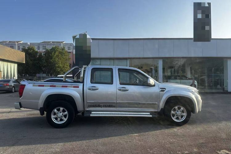 Used Great Wall Wingle 6 2017 2.4L Gasoline Two-Wheel Drive Elite Version 4G69 Exterior 3