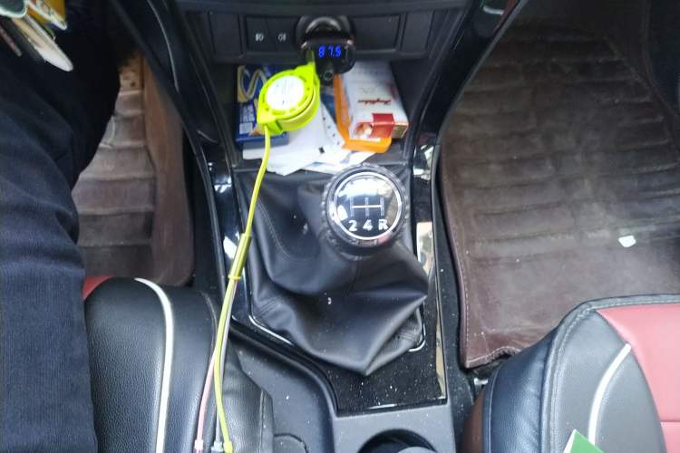 Used Great Wall Wingle 6 2017 2.4L Gasoline 4x4 Elite Version 4G69 Gear Lever