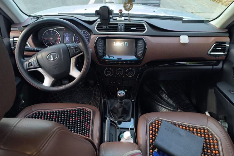 Used Great Wall Wingle 6 2017 2.0T Diesel 4x4 Elite Version 4D20D Interior 2