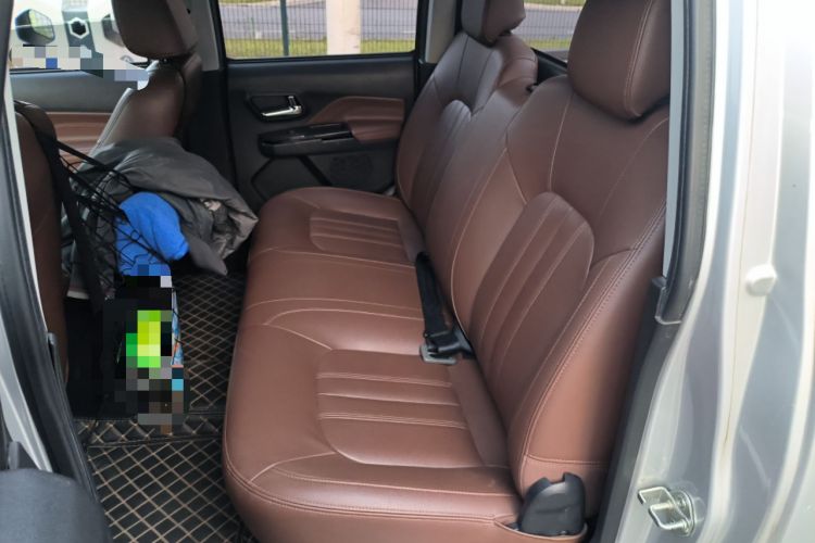 Used Great Wall Wingle 6 2017 2.0T Diesel 4x4 Elite Version 4D20D Interior 4