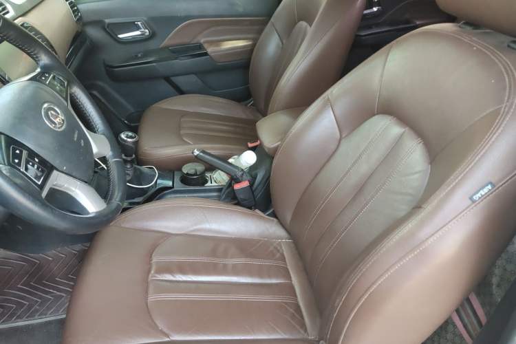 Used Great Wall Wingle 6 2017 2.0T Diesel 4x4 Navigation Version 4D20D Left Front Seat