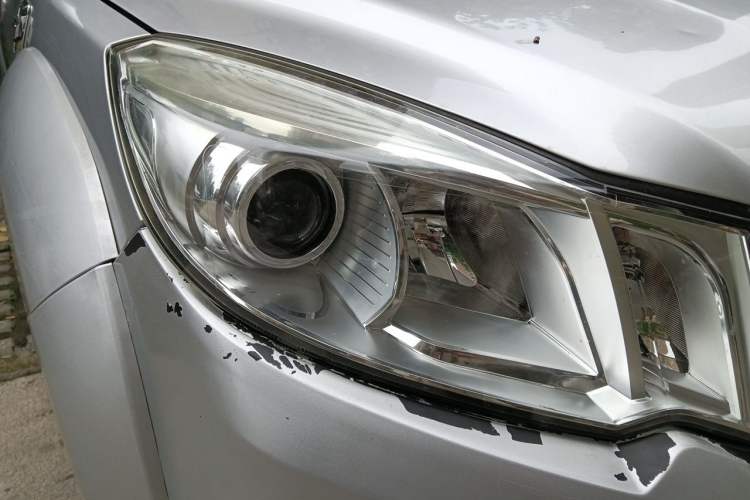 Used Great Wall Wingle 6 2017 2.0T Diesel Two-Wheel Drive Navigation Version 4D20D Right Front Headlight