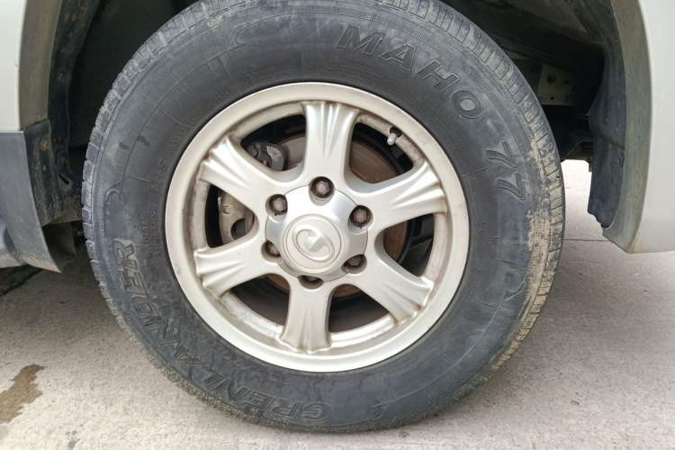 Used Great Wall Wingle 6 2017 2.0T Diesel Two-Wheel Drive Navigation Version 4D20D Right Front Wheel Hub
