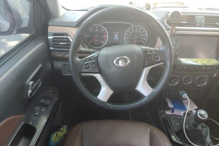 Used Great Wall Wingle 6 2017 2.0T Diesel 4x4 Navigation Version 4D20D Steering Wheel