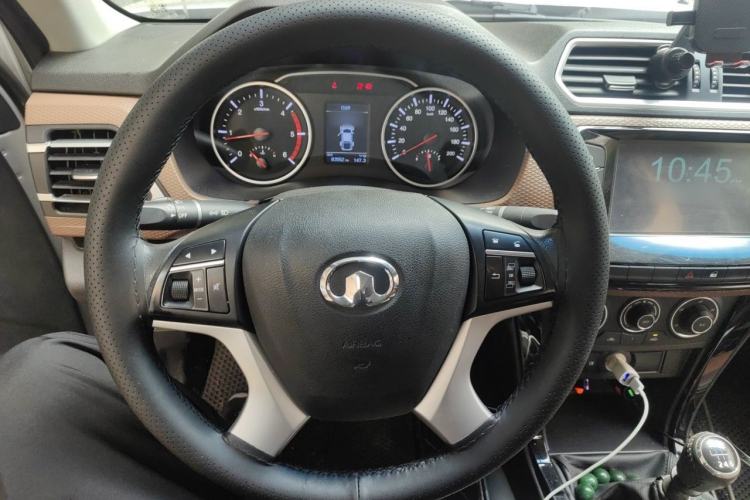 Used Great Wall Wingle 6 2017 2.0T Diesel Two-Wheel Drive Elite Version 4D20B Steering Wheel