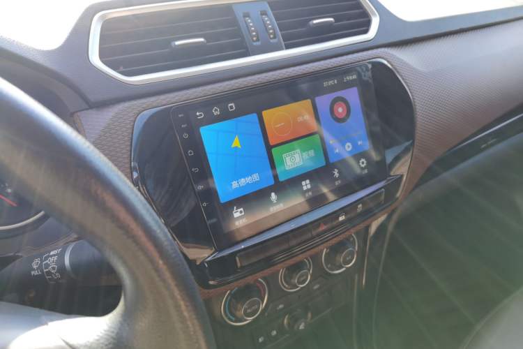 Used Great Wall Wingle 6 2017 2.4L Gasoline Two-Wheel Drive Elite Version 4G69 Audio And AC Panel